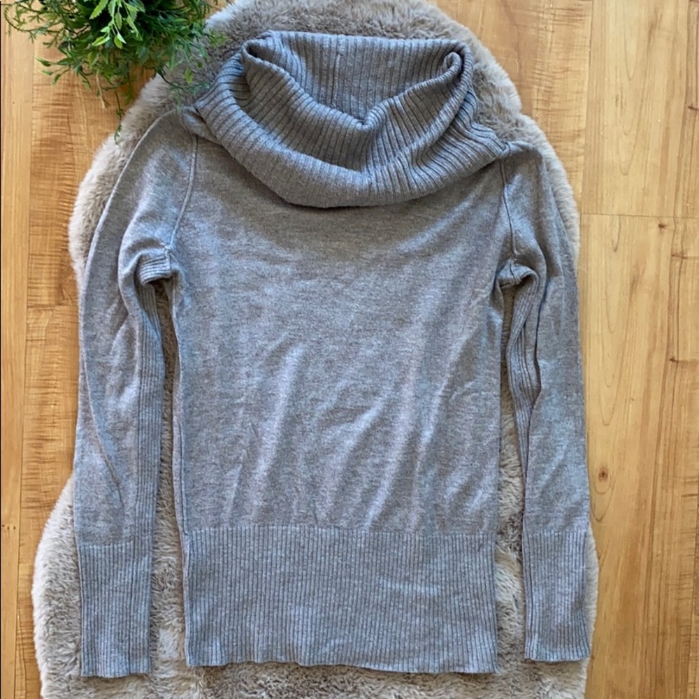 ❗️2 for $30❗️LOFT Cowlneck Sweater